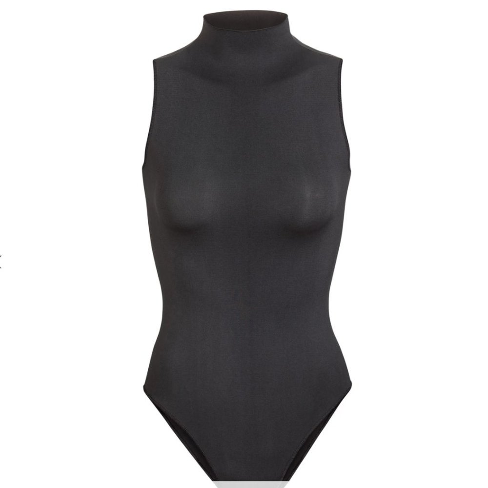 SKIMS MOCK NECK SLEEVELESS BODYSUIT S/M ONYX